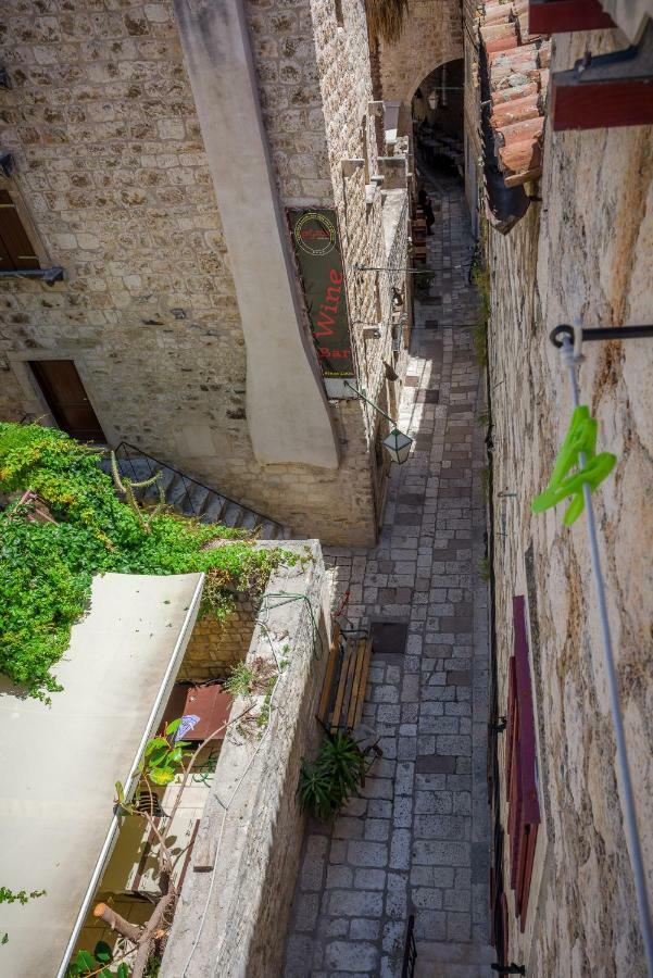 ホテル Hektorovic House フヴァル エクステリア 写真